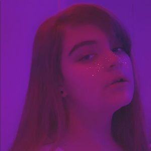 Meet your Posher, Arielle